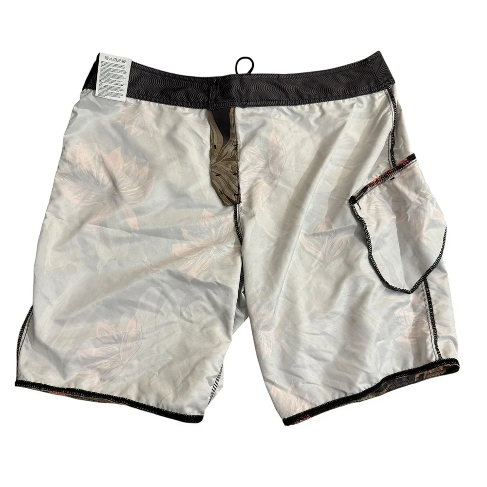NWT Volcom Mod Polydactyl Boardshorts